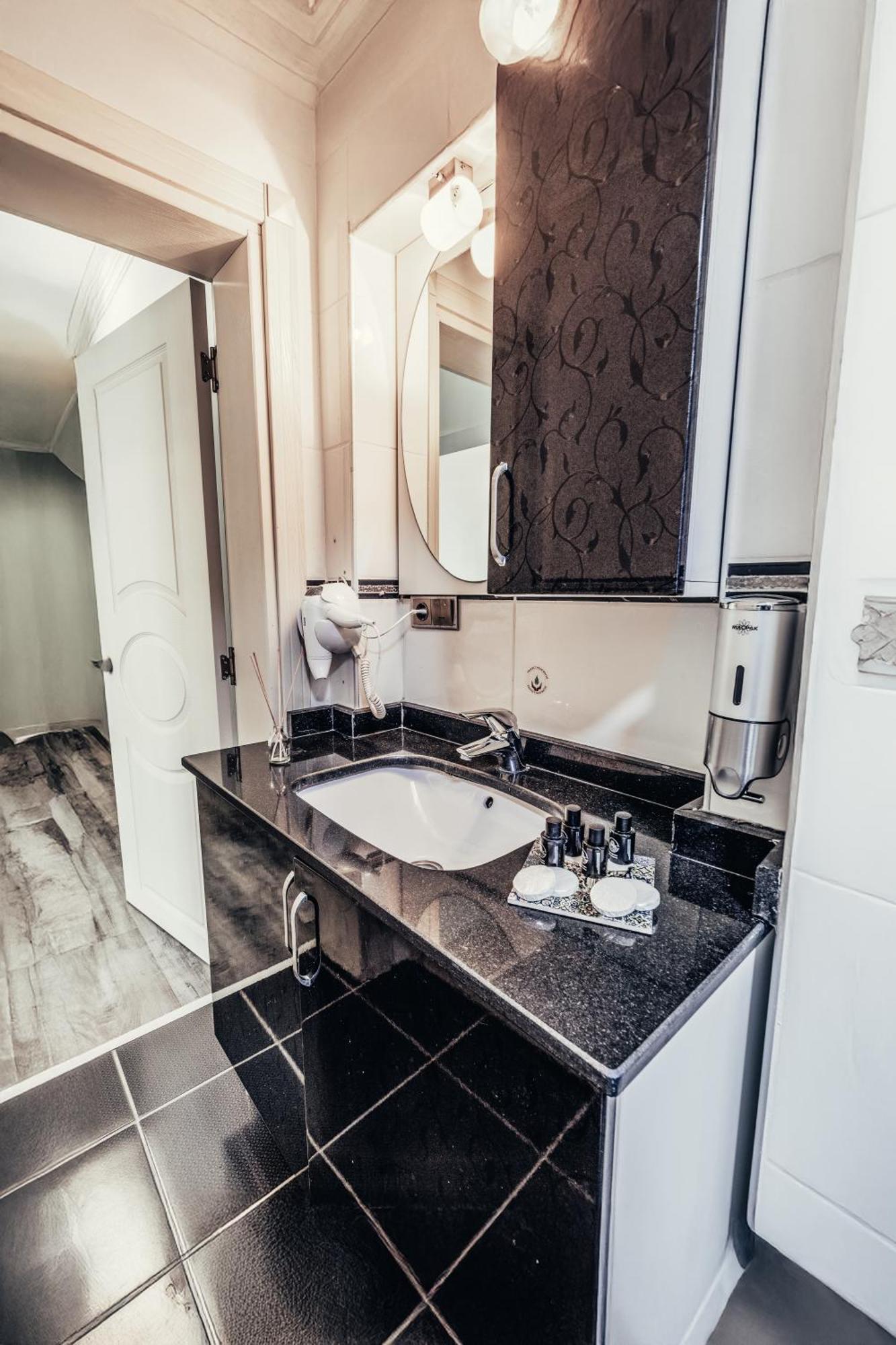 Olive Garden Apart Hotel Istanbul Bagian luar foto