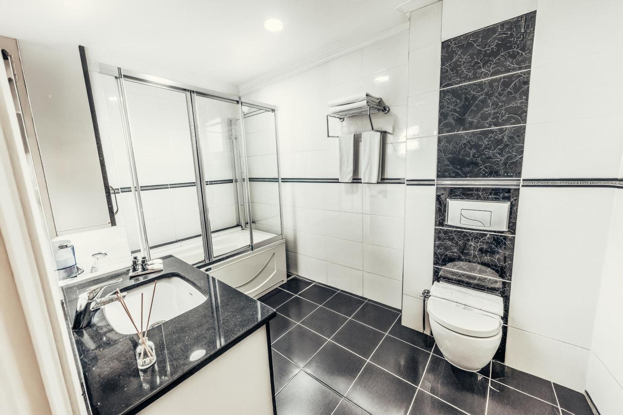 Olive Garden Apart Hotel Istanbul Bagian luar foto