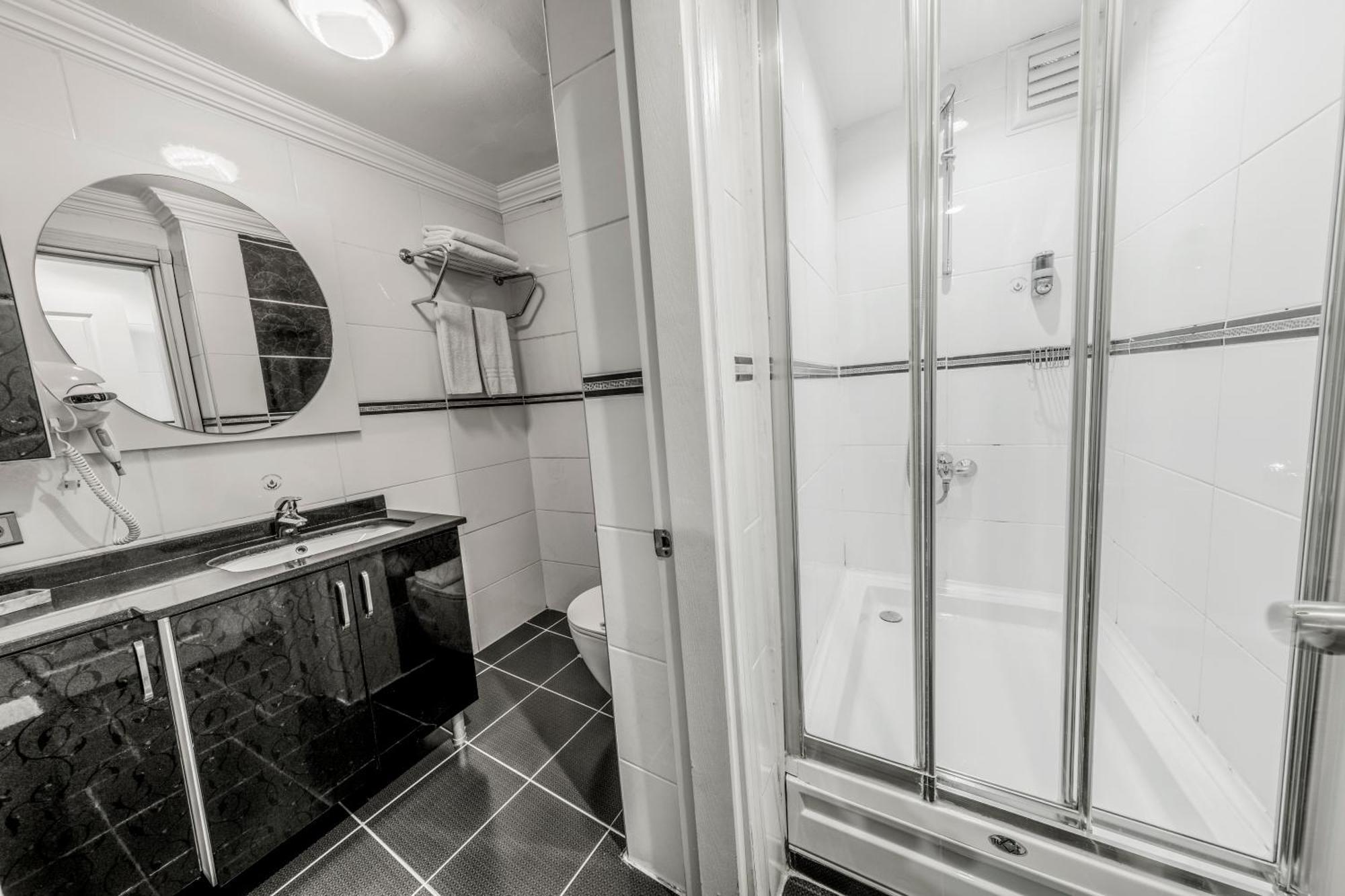 Olive Garden Apart Hotel Istanbul Bagian luar foto