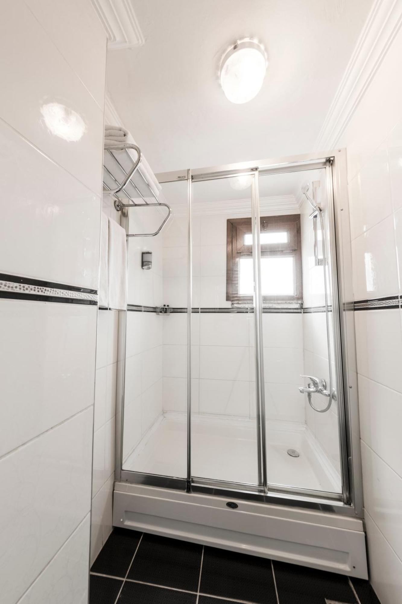 Olive Garden Apart Hotel Istanbul Bagian luar foto
